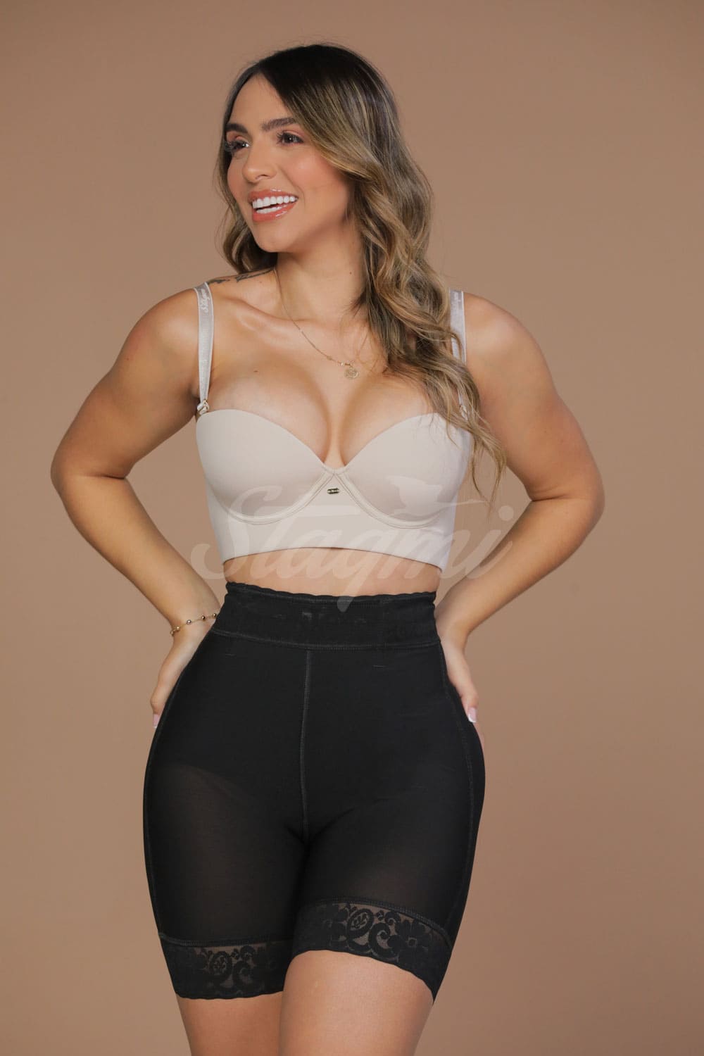 Panty invisible realza gluteo stagmi blacy y cocoa
