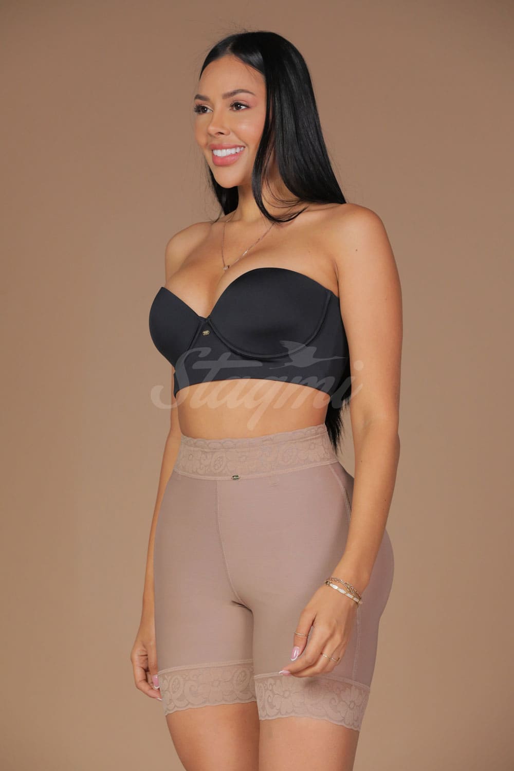 Panty invisible realza gluteo stagmi blacy y cocoa